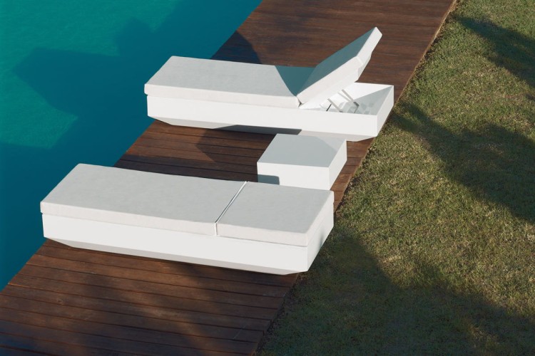 leżak-vela-design-outdoor-furniture-sunchaise-vela-ramonestve-vondom_1_.jpg