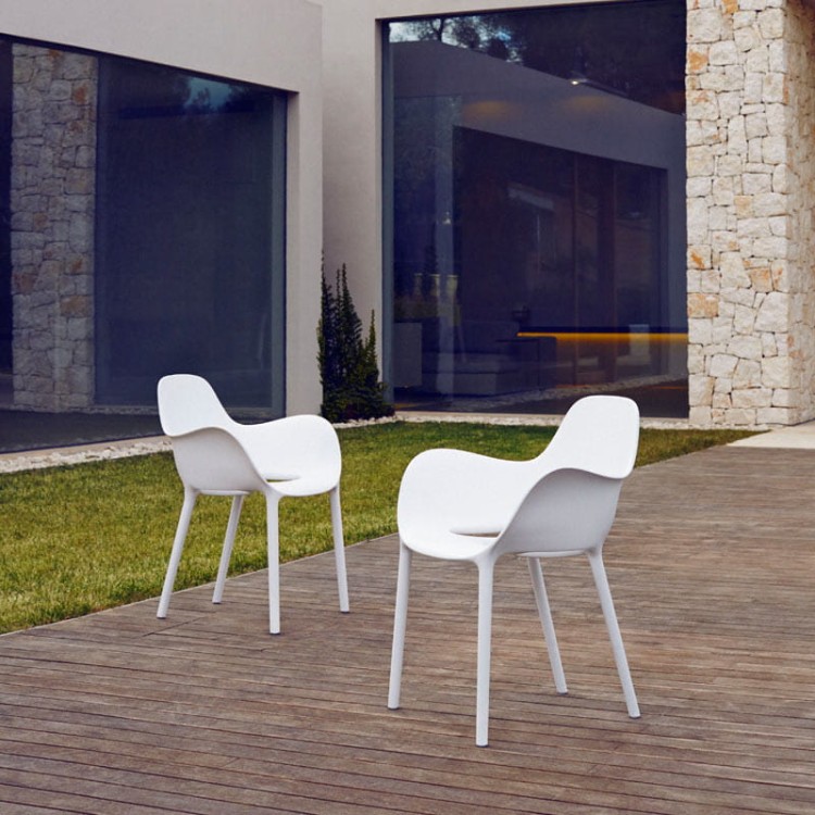 krzeslo-ogrodowe-sabinas-hospitality-design-furniture-silla-sabinas-javiermariscal-vondom.jpg