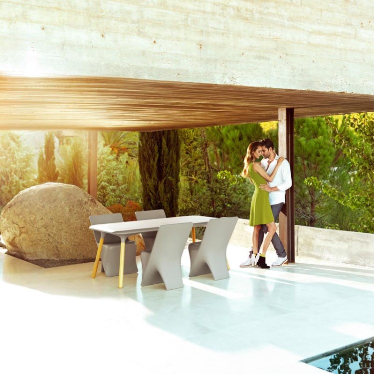 krzeslo-ogrodowe-pal-exclusive-outdoor-design-furniture-table-chairs-sloo-karimrashid-vondom_3_.jpg