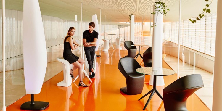 krzeslo-ogrodowe-ufo-exclusive-outdoor-furniture-barstool-chair-ufo-ora-ito_5_.jpg