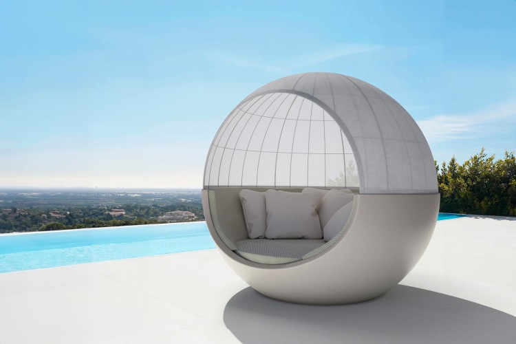 łóżko-ogrodowe-moon-vondom5.jpg