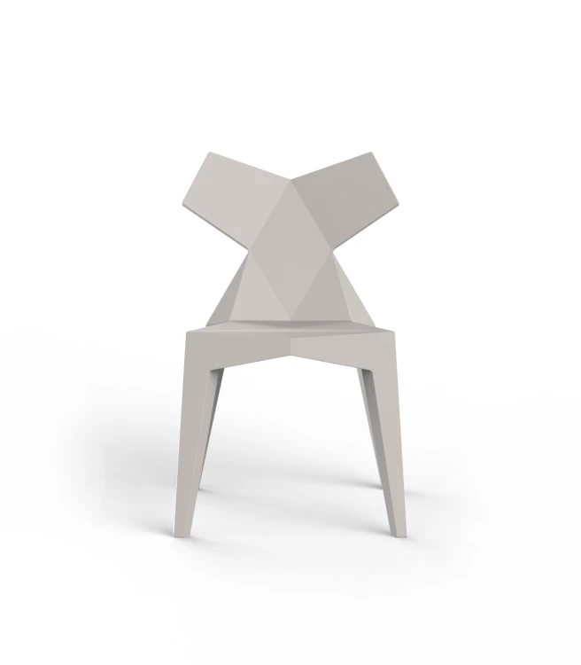 Vondom-kimono-outdoor-chair-ramon-esteve-2.png