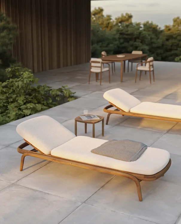 fusta-vondomVondom-Fusta-Sun-Lounger-Ramon-Esteve.jpg.webp