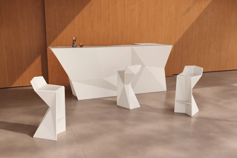 Krzesło barowe Vertex Vondom w aranżacji producenta
