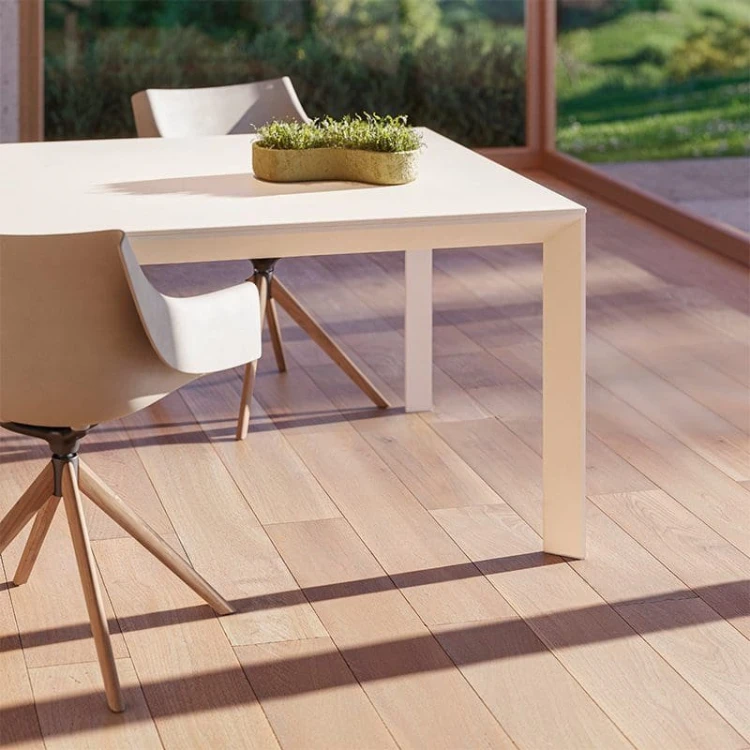 Frame Vondom w aranżacji producenta